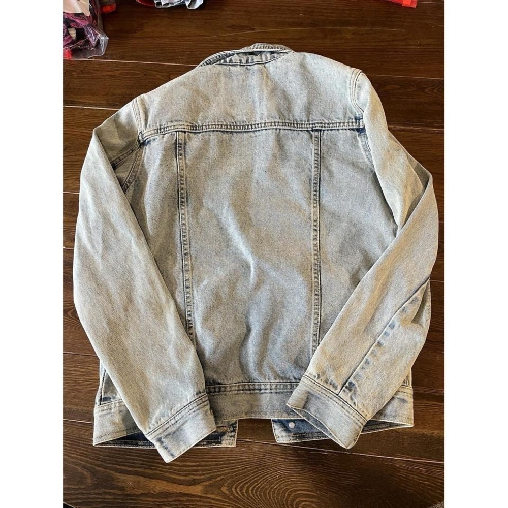 Pull & Bear Mens Denim Jacket Retro Cotton Light Wash Blue Eur Sz Sm - Picture 8 of 8